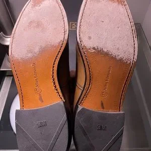 Allen Edmonds Men’s size 9D -  Great Condition - Includes box and AE shoe socks Allen Edmonds | Shoes | Allen Edmonds Mens Size 9d Great  main image 2